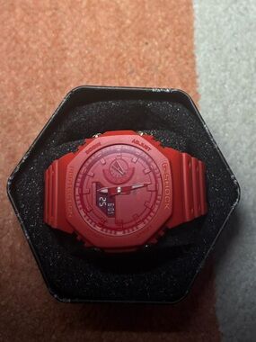 G-Shock Men's Red Sport Watch with Solid Resin Band